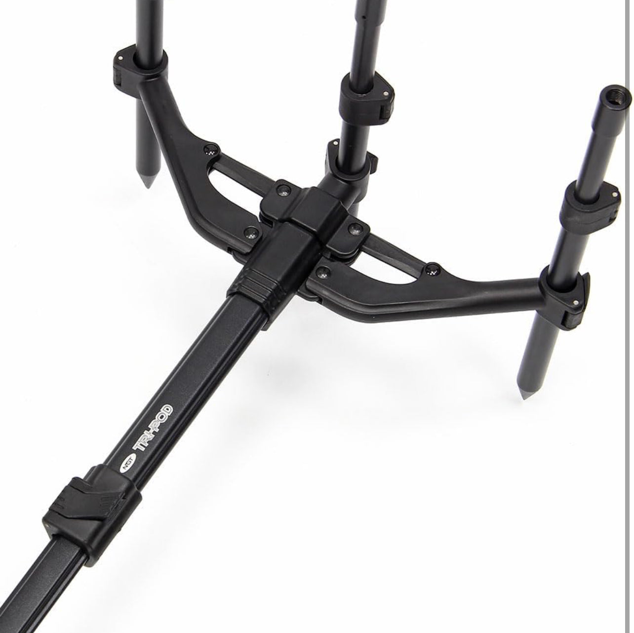 NGT TRI-POD - 3 Rod Pod with Case